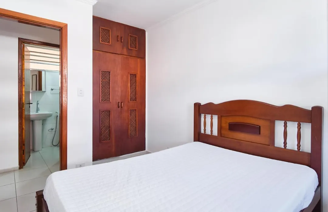 Apartamento a 100 metros da praia, bem localizado, com ar condicionado e Wi-fi -23 - Edifício Lenamar II-1